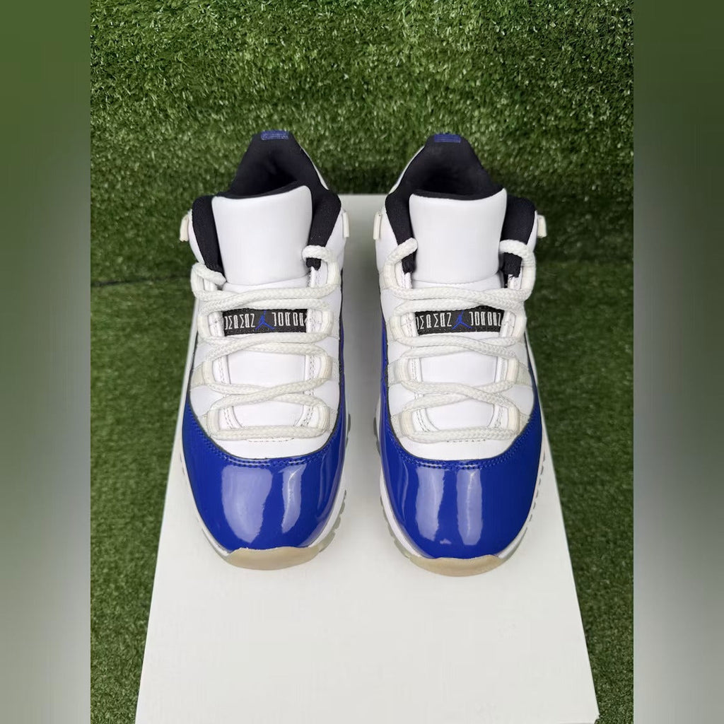 Used - Air Jordan 11 Retro Low White Concord (Women's) - US W 5.5 - detail 2