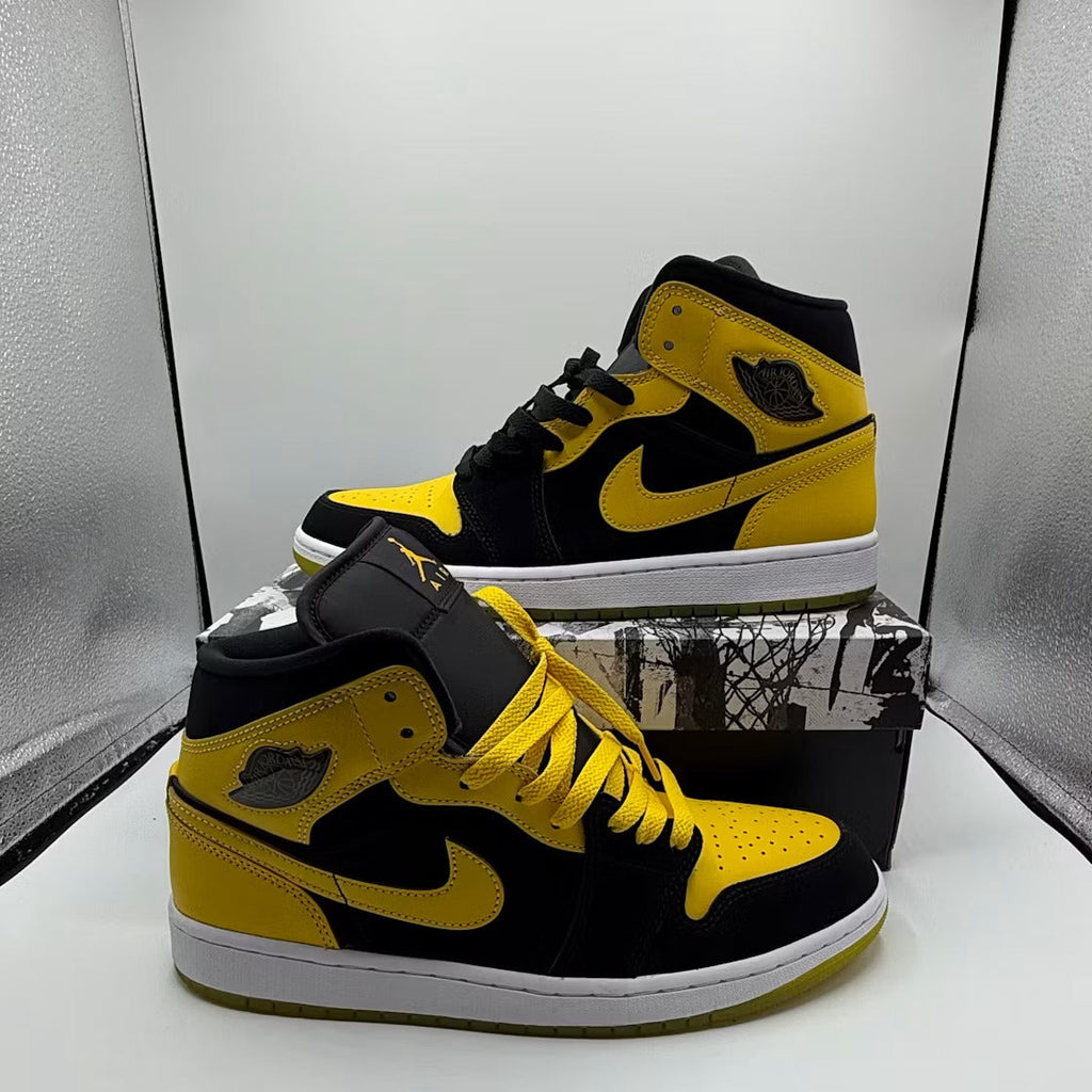Used - Air Jordan 1 Mid New Love (2025) - US M 9 - detail 1